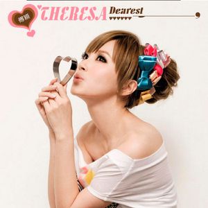 欧美热妇脱衣服打操女人
