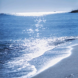 欧美热妇脱衣服打操女人
